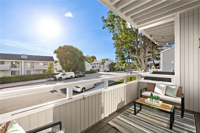 14 Robon Court, Newport Beach, CA 92663