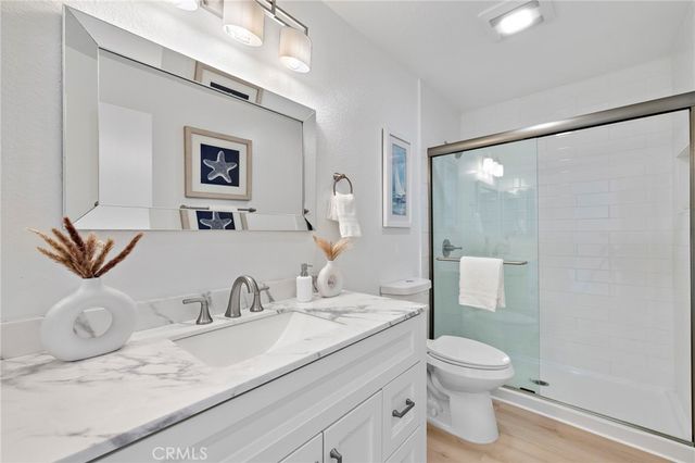 14 Robon Court, Newport Beach, CA 92663