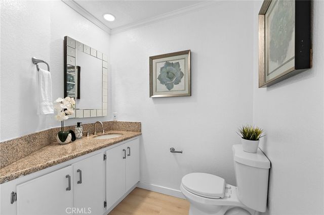 14 Robon Court, Newport Beach, CA 92663