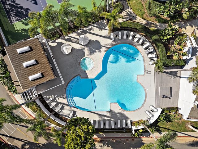 14 Robon Court, Newport Beach, CA 92663