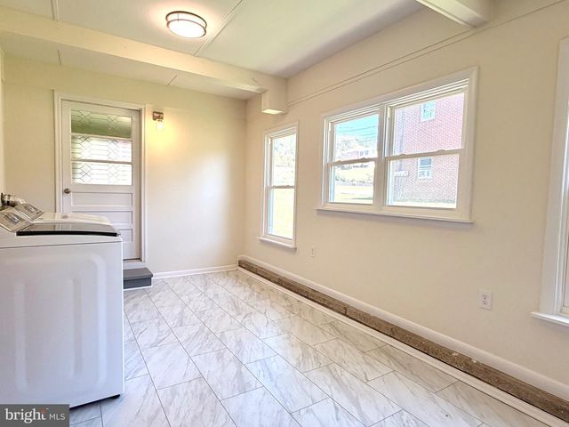 424 N DUKE ST, Hummelstown, PA 17036