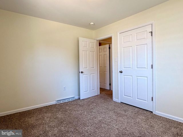 424 N DUKE ST, Hummelstown, PA 17036