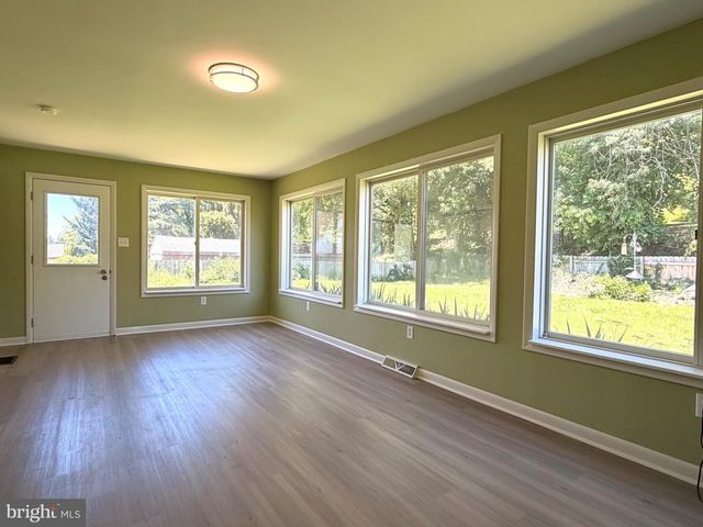 424 N DUKE ST, Hummelstown, PA 17036