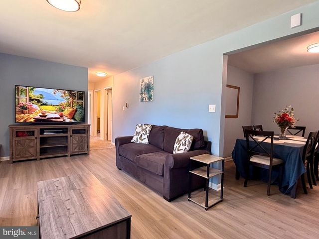 424 N DUKE ST, Hummelstown, PA 17036