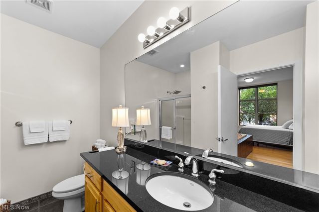 2079 Random Road 102, Cleveland, OH 44106
