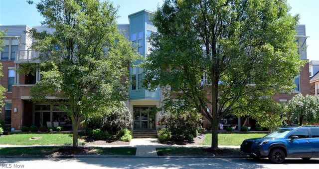 2079 Random Road 102, Cleveland, OH 44106