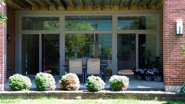 2079 Random Road 102, Cleveland, OH 44106