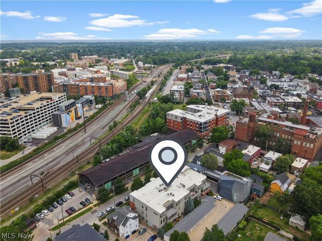 2079 Random Road 102, Cleveland, OH 44106