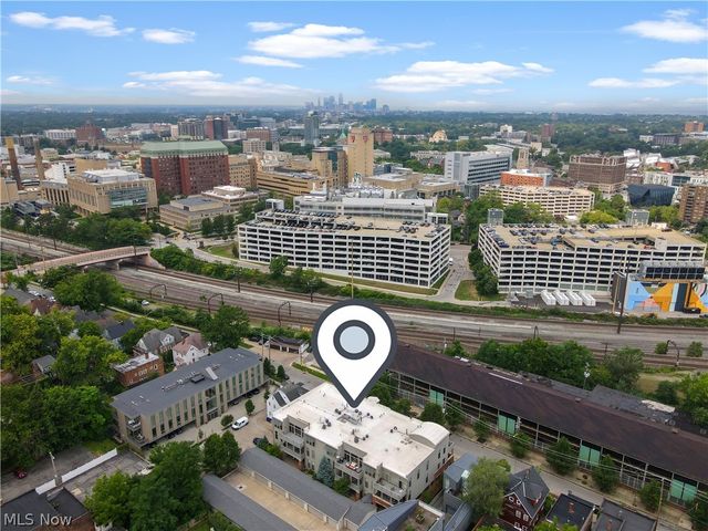 2079 Random Road 102, Cleveland, OH 44106