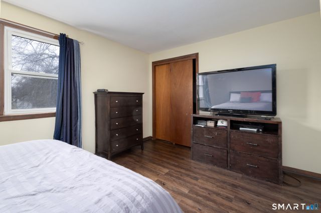 89 Nicholas Drive 89, Bristol, CT 06010