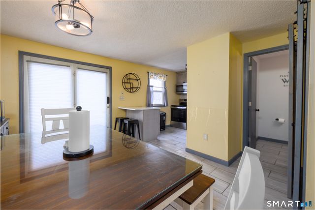 89 Nicholas Drive 89, Bristol, CT 06010