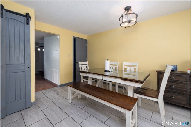 89 Nicholas Drive 89, Bristol, CT 06010