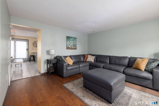 89 Nicholas Drive 89, Bristol, CT 06010