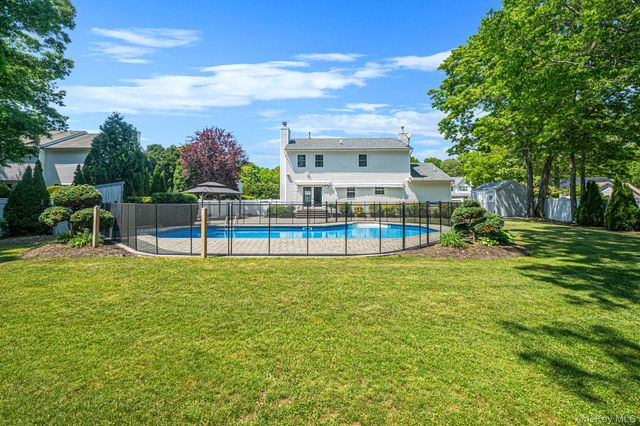 14 Gaetano Lane, Coram, NY 11727