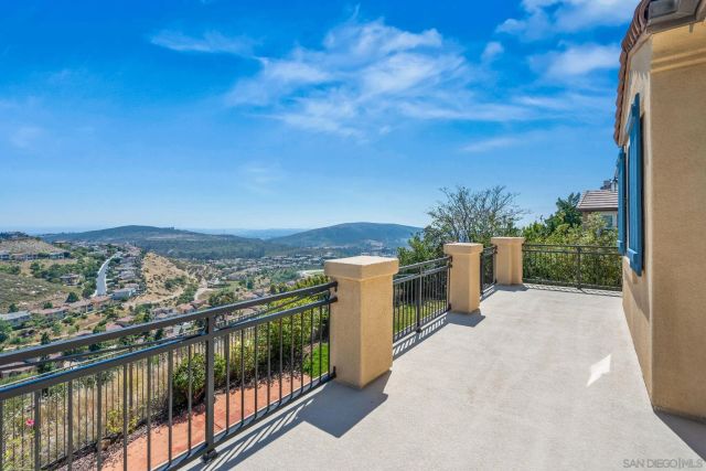 983 Wild Iris Court, San Marcos, CA 92078