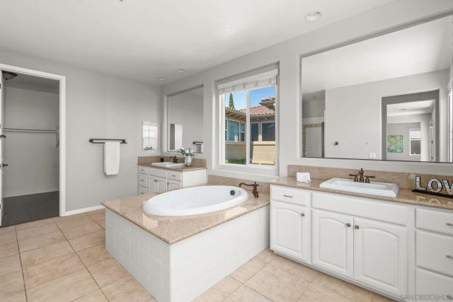 983 Wild Iris Court, San Marcos, CA 92078