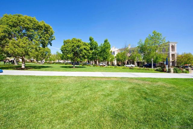 983 Wild Iris Court, San Marcos, CA 92078