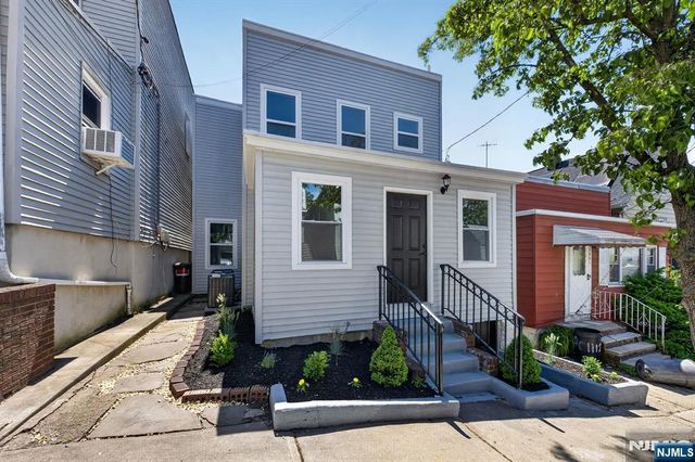 1121 85th Street, North Bergen, NJ 07047