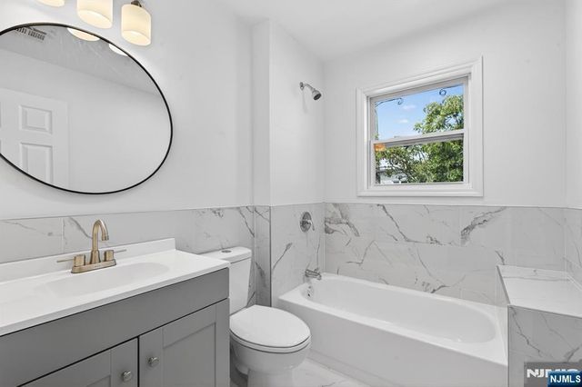 1121 85th Street, North Bergen, NJ 07047
