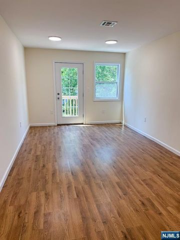 1121 85th Street, North Bergen, NJ 07047