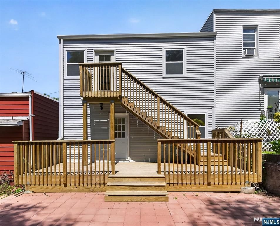 1121 85th Street, North Bergen, NJ 07047