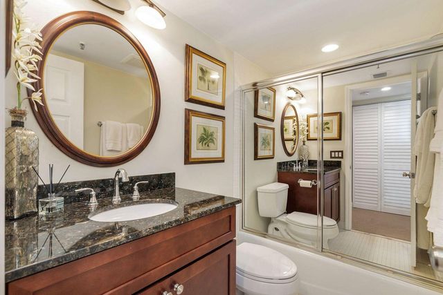 2480 Presidential Way 1901, West Palm Beach, FL 33401