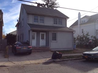 22 Franklin Street 22D, Franklin Square, NY 11010