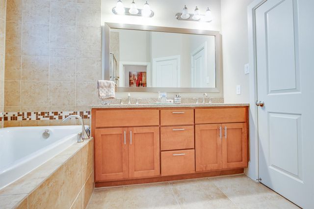 760 Nicholson Street, Houston, TX 77007