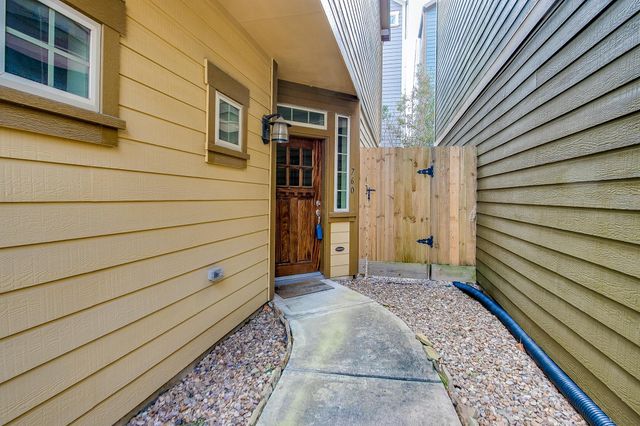 760 Nicholson Street, Houston, TX 77007