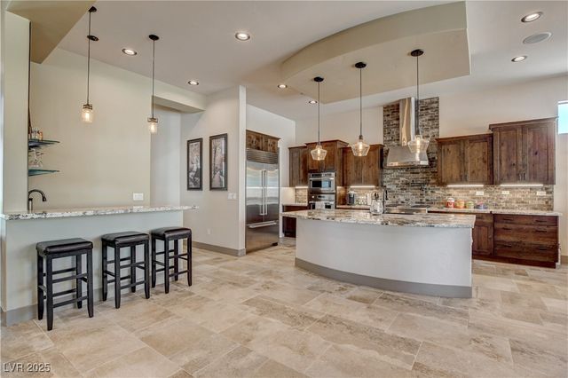 5025 North Chieftain Street, Las Vegas, NV 89149