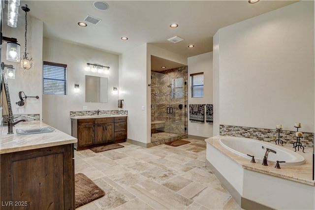 5025 North Chieftain Street, Las Vegas, NV 89149