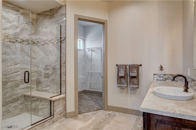 5025 North Chieftain Street, Las Vegas, NV 89149