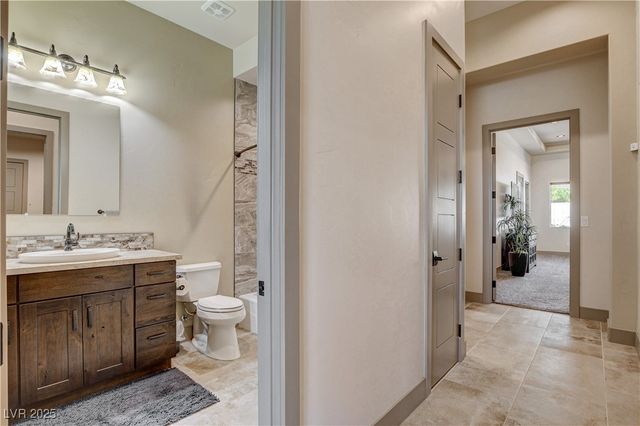 5025 North Chieftain Street, Las Vegas, NV 89149