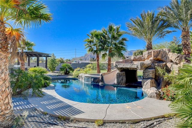 5025 North Chieftain Street, Las Vegas, NV 89149