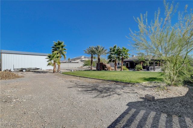 5025 North Chieftain Street, Las Vegas, NV 89149