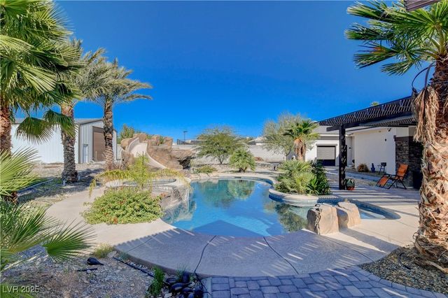 5025 North Chieftain Street, Las Vegas, NV 89149