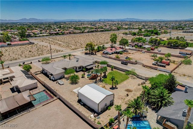 5025 North Chieftain Street, Las Vegas, NV 89149