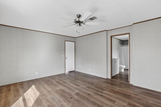 206 Rhett Court, Aurora, TX 76078