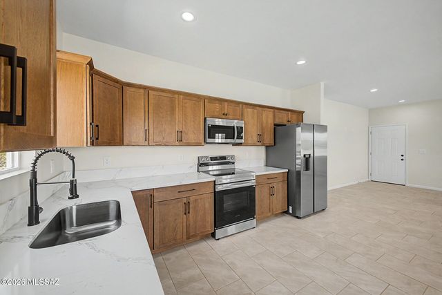 16840 W Chumblers Road, Tucson, AZ 85736