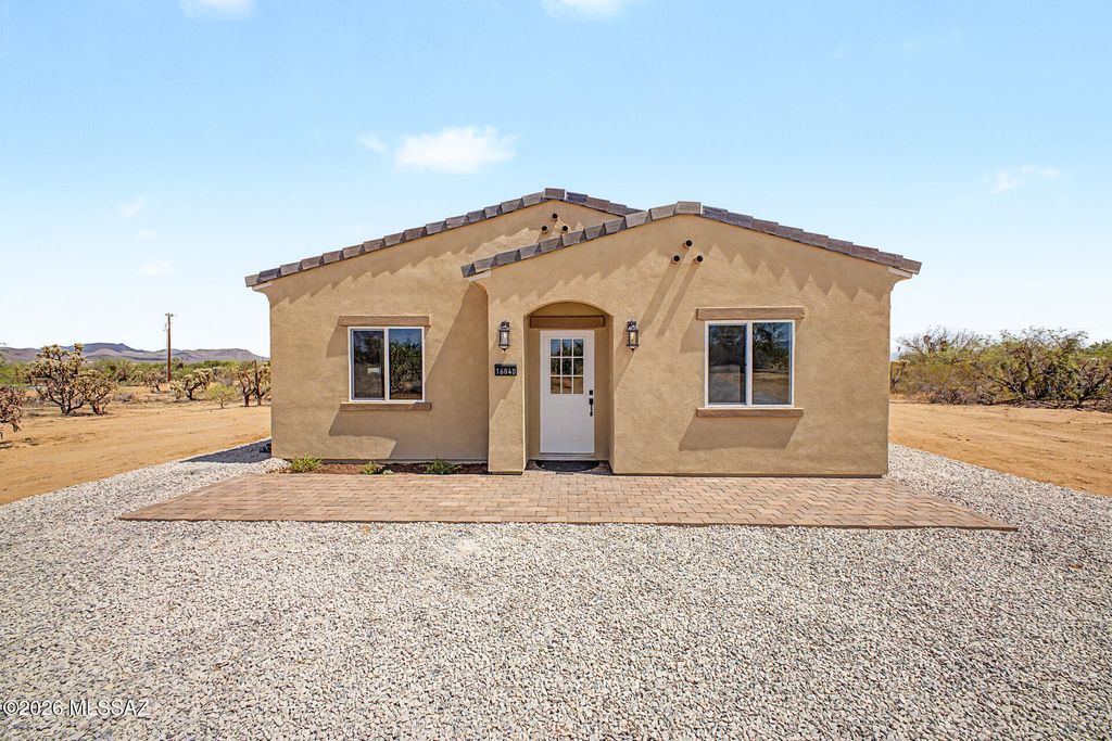 16840 W Chumblers Road, Tucson, AZ 85736