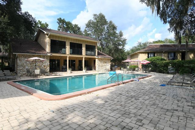 507 NW 39TH ROAD 215, Gainesville, FL 32607