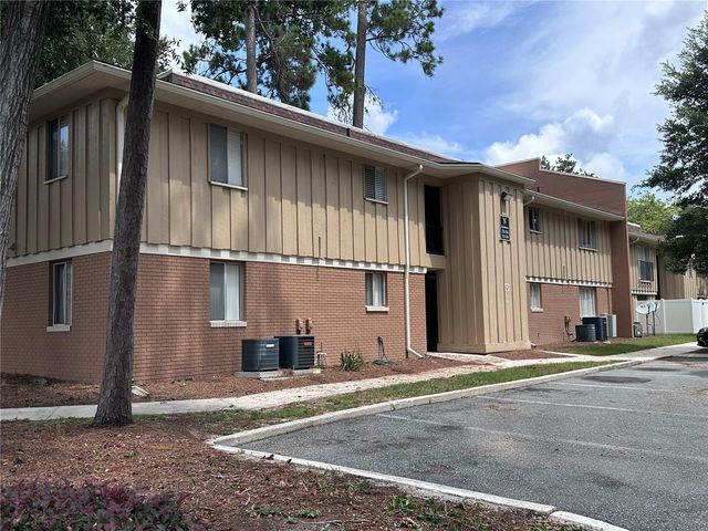 507 NW 39TH ROAD 215, Gainesville, FL 32607