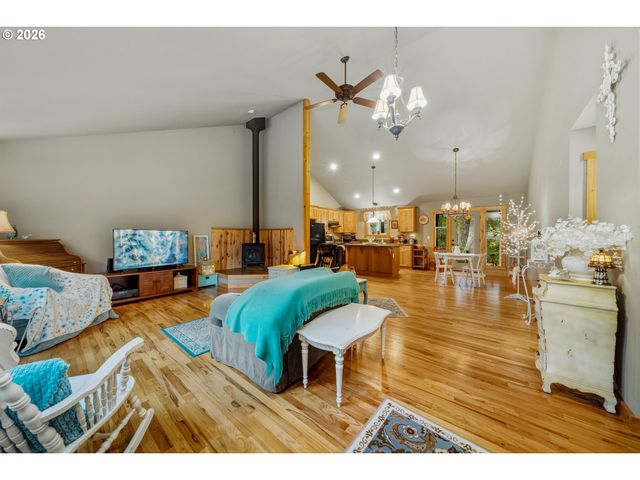 1251 TIMBERLAKE Dr, Rockaway Beach, OR 97136