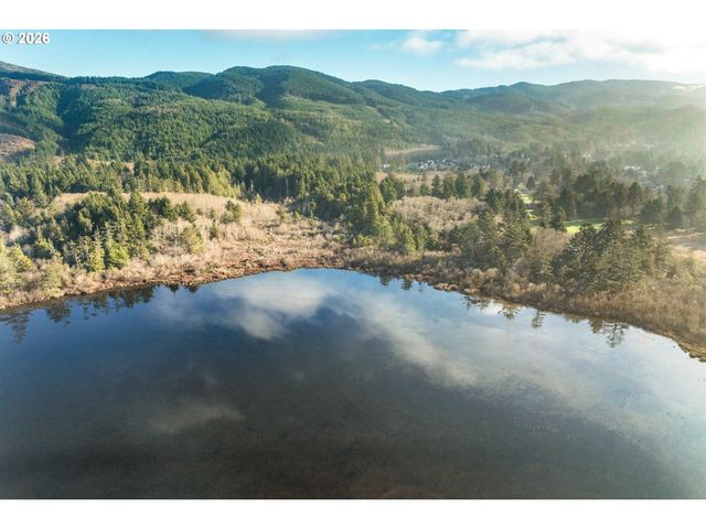 1251 TIMBERLAKE Dr, Rockaway Beach, OR 97136