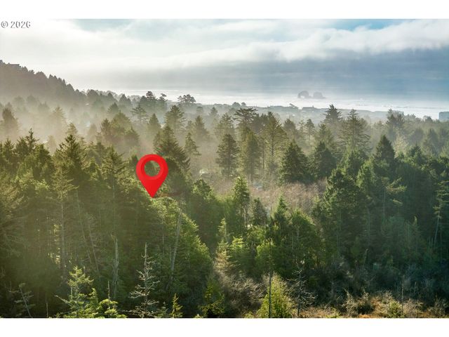 1251 TIMBERLAKE Dr, Rockaway Beach, OR 97136