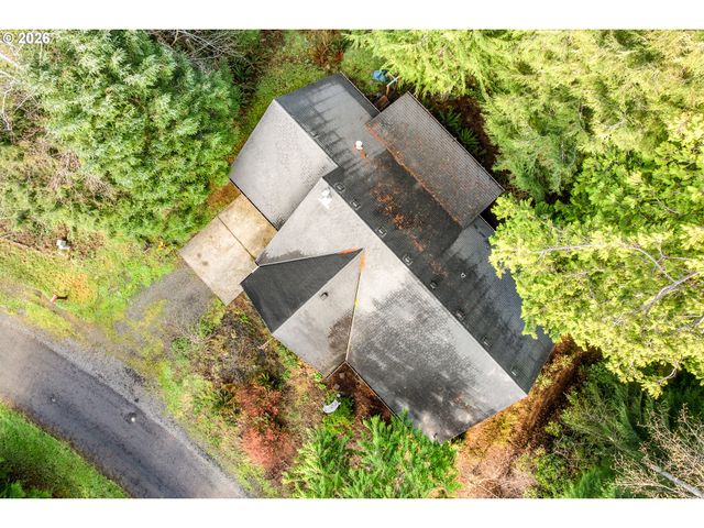 1251 TIMBERLAKE Dr, Rockaway Beach, OR 97136