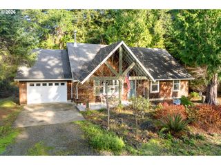 1251 TIMBERLAKE Dr, Rockaway Beach, OR 97136