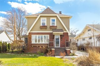 717 W 12 Mile Road, Royal Oak, MI 48073