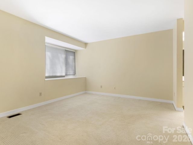 6516 Bentridge Drive, Charlotte, NC 28226