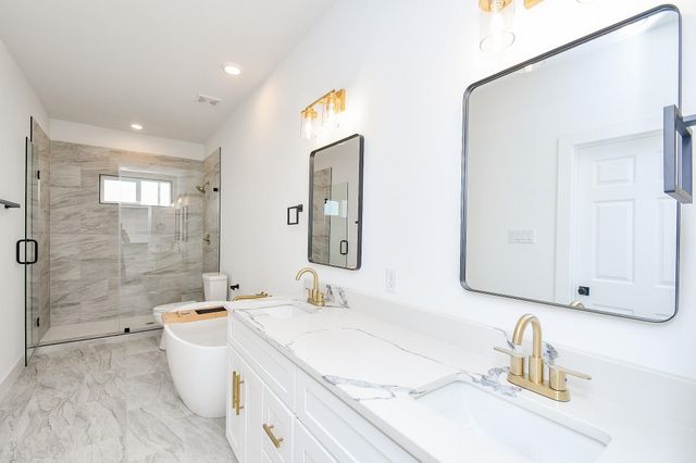 4911 Nichols Street, Houston, TX 77020